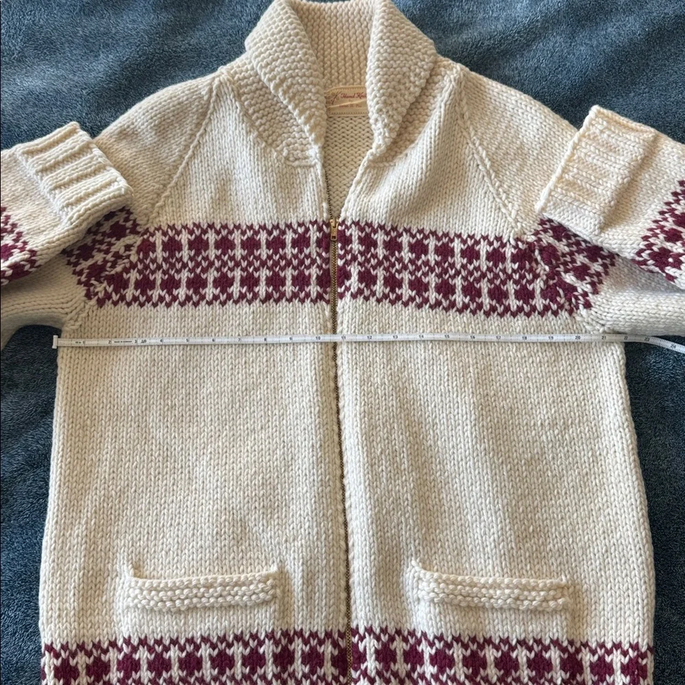 VTG Mary Maxim 1960s Handknit Cardigan - Picture 6 of 11